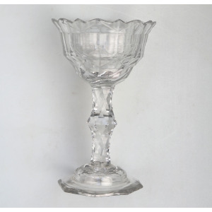 A very fine & large antique Georgian facet cut glass stem Sweetmeat C.18thC
