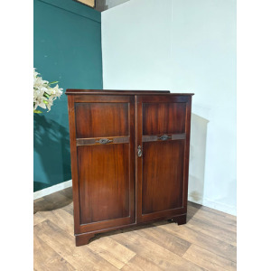 Vintage Mahogany Gents Robe